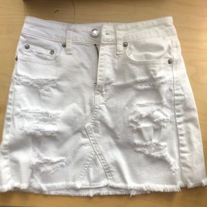 American Eagle white denim skirt